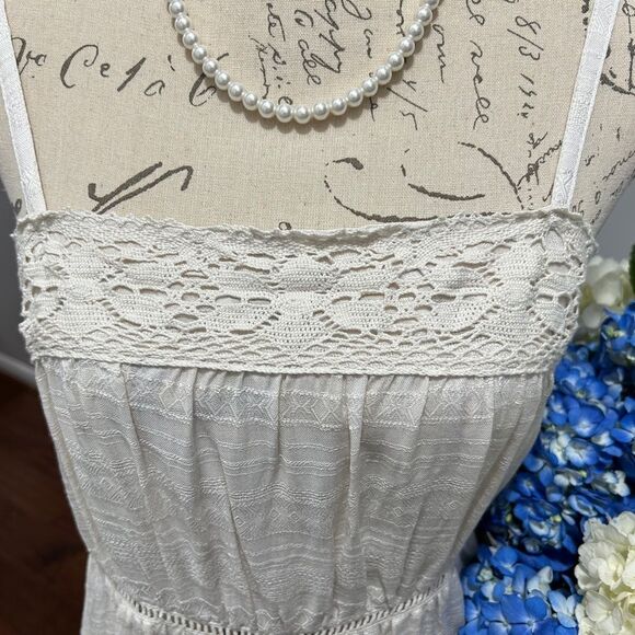 Love on a Hanger Tan Smocked Peplum Camisole - Picture 3 of 10